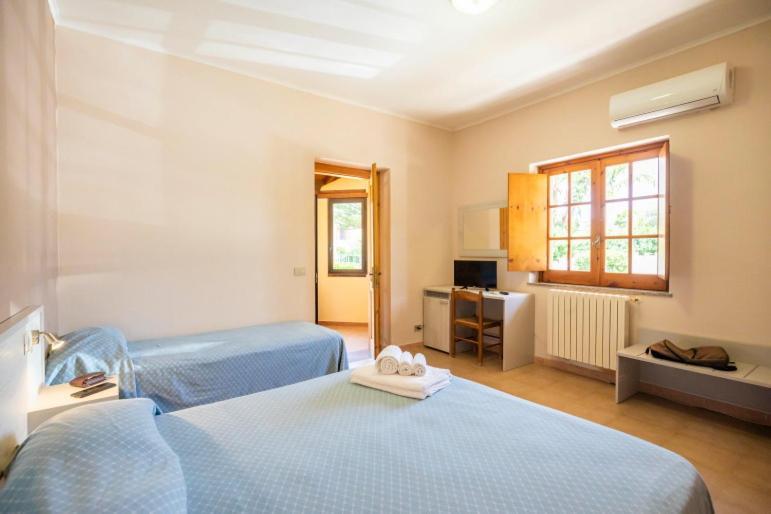 Hotel La Fattoria Sul Mare Capo Vaticano Zimmer foto