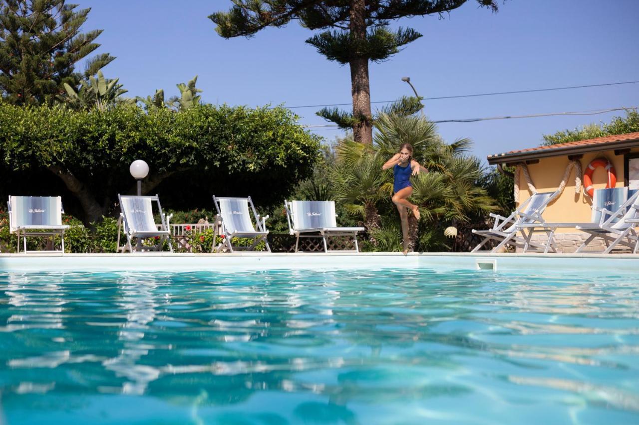 Hotel La Fattoria Sul Mare Capo Vaticano Exterior foto